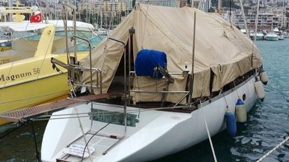 Зимняя яхта