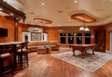 Discover the Most Magical Sunset in Santorini